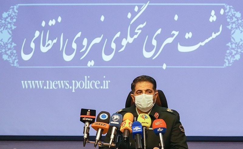 سخنگوی پلیس: کشف حجاب جرم است سخنگوی پلیس: کشف حجاب جرم است