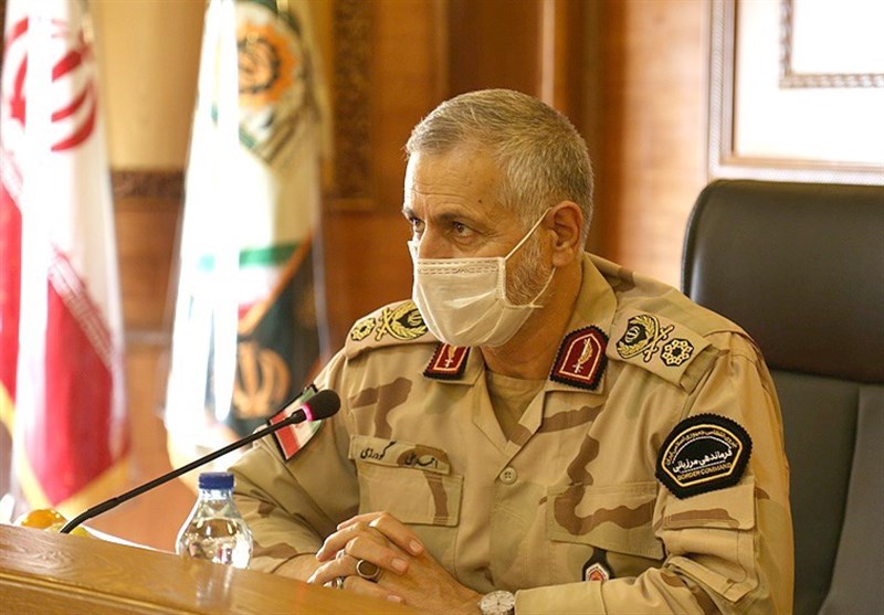 توقیف یک شناور حامل 330 میلیارد تومان کالای قاچاق توقیف یک شناور حامل 330 میلیارد تومان کالای قاچاق