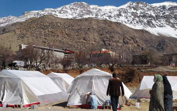 سیسختیها در سختی سرمای استخوان سوز/ چادر جوابگو نیست، عمده مطالبه مردم «کانکس» است +تصاویر سیسختیها در سختی سرمای استخوان سوز/ چادر جوابگو نیست، عمده مطالبه مردم «کانکس» است +تصاویر