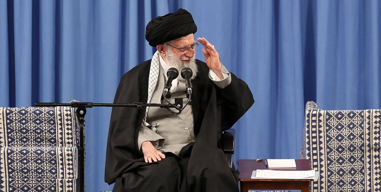 رهبر انقلاب: هر روز که میگذرد اهمیت نقش جوانان در پیشرفت کشور و تضمین آینده آن بیشتر آشکار میشود رهبر انقلاب: هر روز که میگذرد اهمیت نقش جوانان در پیشرفت کشور و تضمین آینده آن بیشتر آشکار میشود