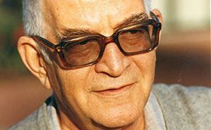 موسس حزب سیاسی که با باند چاقوکشان همدست بود موسس حزب سیاسی که با باند چاقوکشان همدست بود