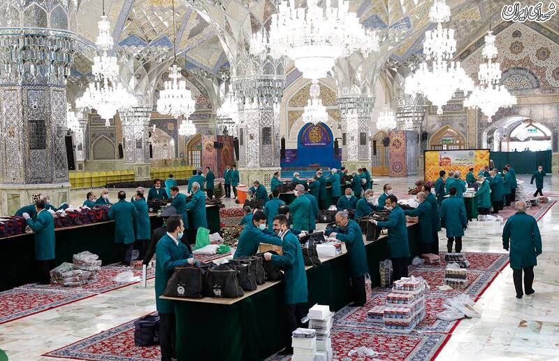 جریان خدمت در حرم امام رضا(ع) تعطیلپذیر نیست +عکس جریان خدمت در حرم امام رضا(ع) تعطیلپذیر نیست +عکس