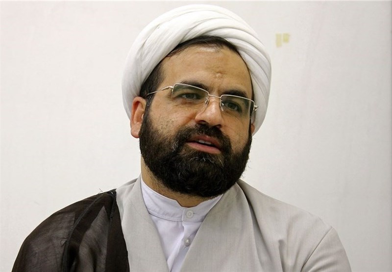 عباسی‌ولدی: با محبت بیشتر به هم نقایص زندگی را بپوشانیم
