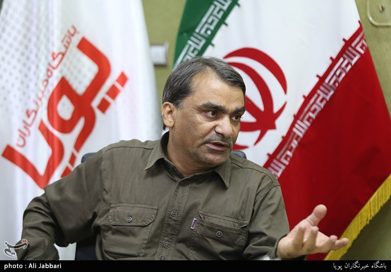 نهادهای بالادستی وظیفه نظارت بر شبکه نمایش خانگی را از ارشاد مطالبه کنند نهادهای بالادستی وظیفه نظارت بر شبکه نمایش خانگی را از ارشاد مطالبه کنند