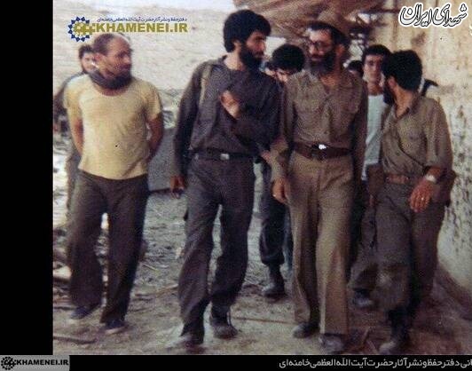 عکس/ رهبر انقلاب و شهید جهان‌ آرا در خرمشهر