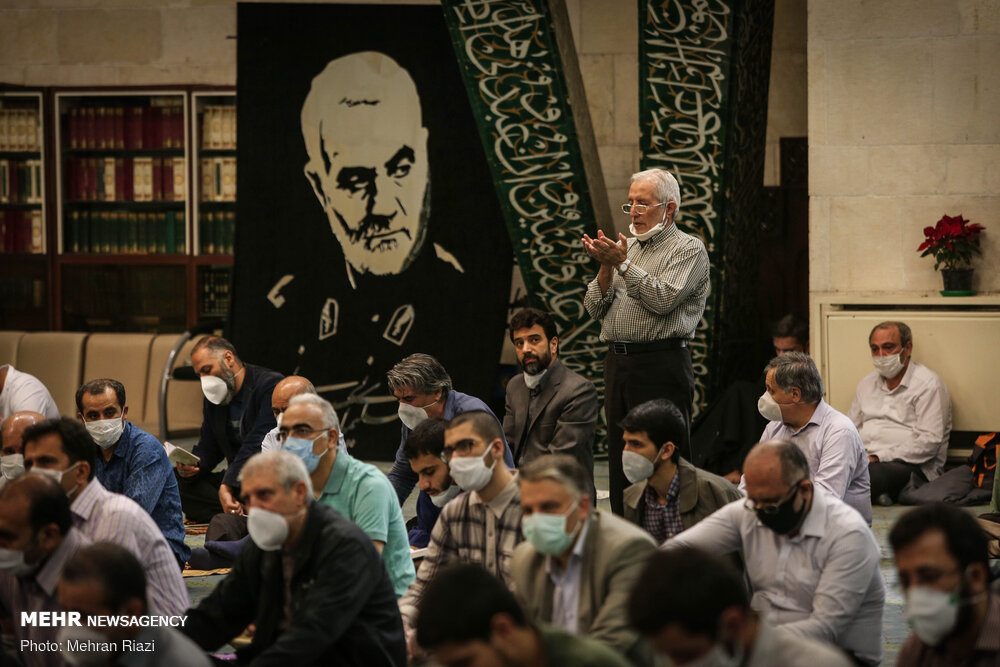 نماز عیدسعید فطر در دانشگاه تهران
