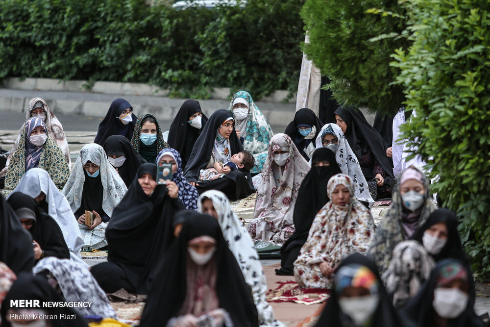 نماز عیدسعید فطر در دانشگاه تهران