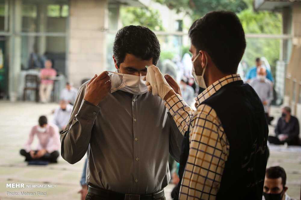 نماز عیدسعید فطر در دانشگاه تهران