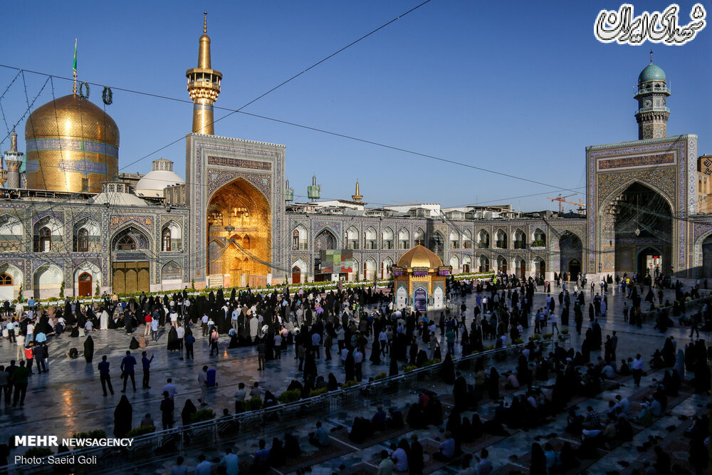 لحظه وصل زائران با اشک‌هایی از دلتنگی