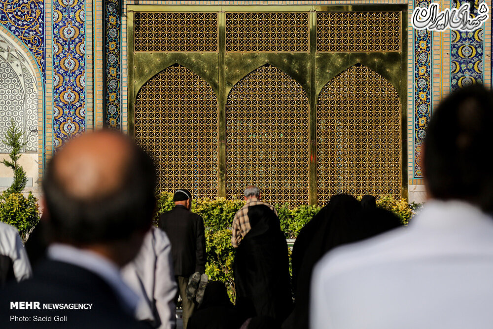 لحظه وصل زائران با اشک‌هایی از دلتنگی