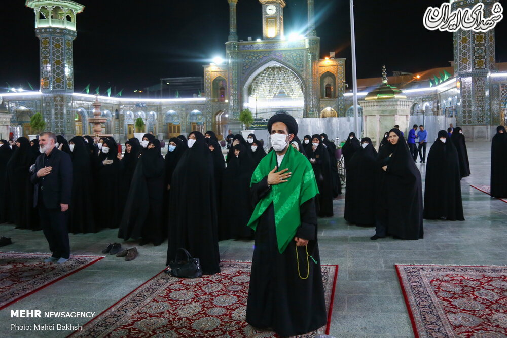 آیین شکرانه بازگشایی حرم مطهر حضرت معصومه (س) آیین شکرانه بازگشایی حرم مطهر حضرت معصومه (س)