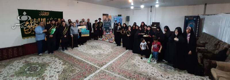 خانه دارند اما در حسینیه میخوابند +عکس خانه دارند اما در حسینیه میخوابند +عکس