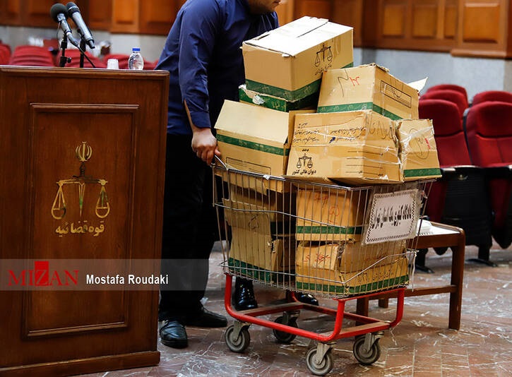 عکس/ اکبر طبری از نظر حجم پرونده!