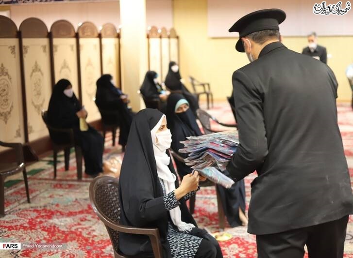 عکس/ تجلیل از جهادگران حوزه سلامت
