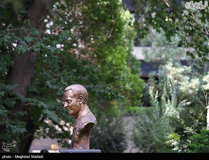 عکس/ رونمایی از سردیس شهید سپهبد سلیمانی