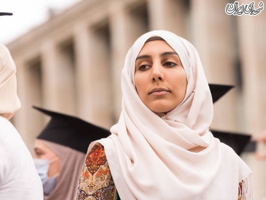 عکس/ اعتراض به بی‌حجابی اجباری در مدارس بلژیک