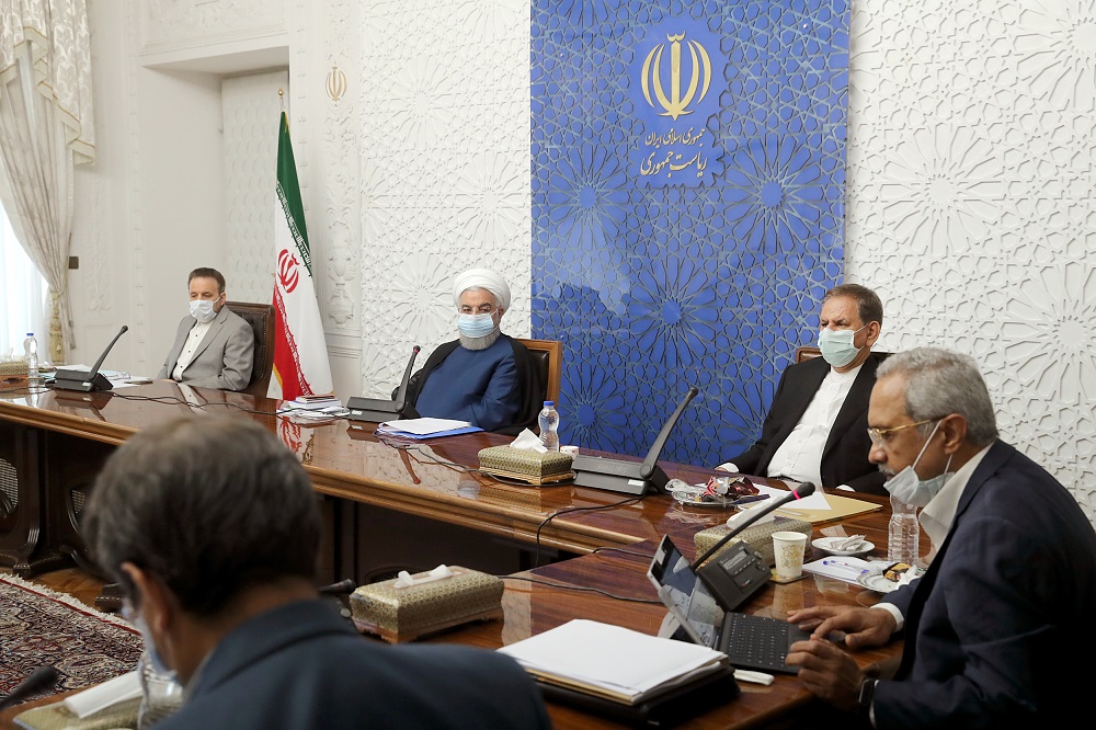 روحانی و وزرا با ماسک