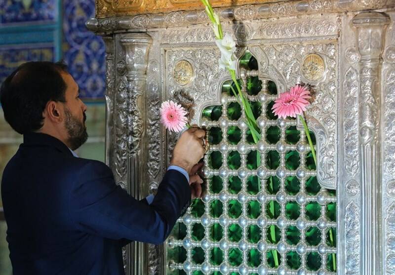 آغاز دهه کرامت در حرم حضرت معصومه(س) +عکس آغاز دهه کرامت در حرم حضرت معصومه(س) +عکس