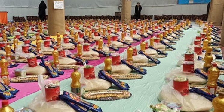 توزیع ۱۰ هزار سبد غذایی اهدایی بنیاد مستضعفان به حاشیهنشینان چابهار توزیع ۱۰ هزار سبد غذایی اهدایی بنیاد مستضعفان به حاشیهنشینان چابهار
