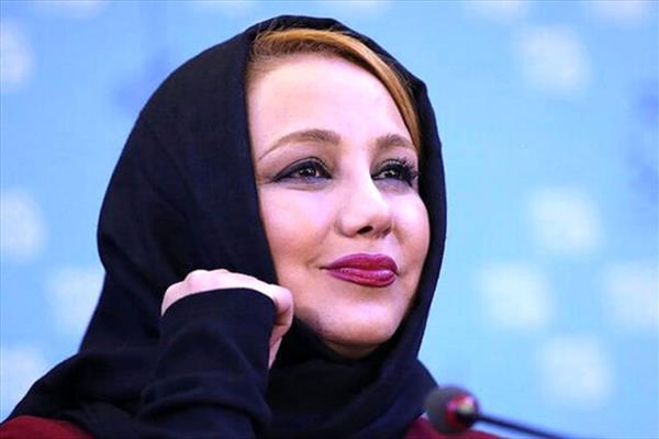 «بهنوش بختیاری» خطاب به شبکه منوتو: برای دو پوند بیشتر «وطن و هموطن» را با هم میفروشید! «بهنوش بختیاری» خطاب به شبکه منوتو: برای دو پوند بیشتر «وطن و هموطن» را با هم میفروشید!