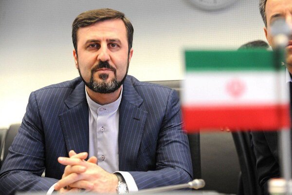 مخالفان سند همکاری تهران و پکن، نگران پیشرفت ایران هستند مخالفان سند همکاری تهران و پکن، نگران پیشرفت ایران هستند