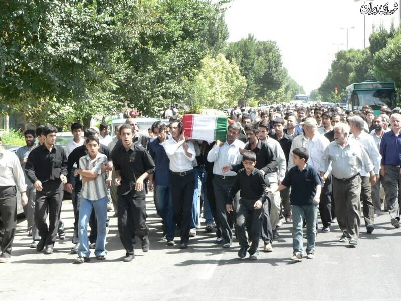 نوجوانی که سرنوشت یک روستا را تغییر داد + عکس نوجوانی که سرنوشت یک روستا را تغییر داد + عکس