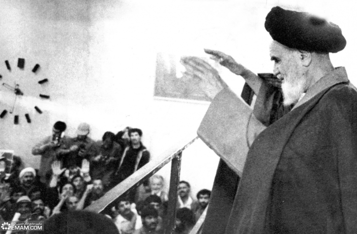 اگر هزار بار قطعه قطعه شویم، دست از مبارزه با ظالم بر نمیداریم اگر هزار بار قطعه قطعه شویم، دست از مبارزه با ظالم بر نمیداریم