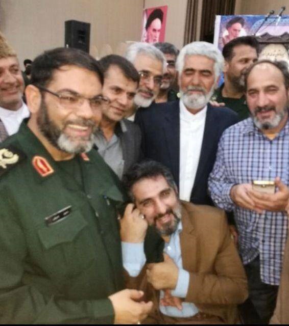 در جبهه بودم که پدرم شهید شد + عکس در جبهه بودم که پدرم شهید شد + عکس