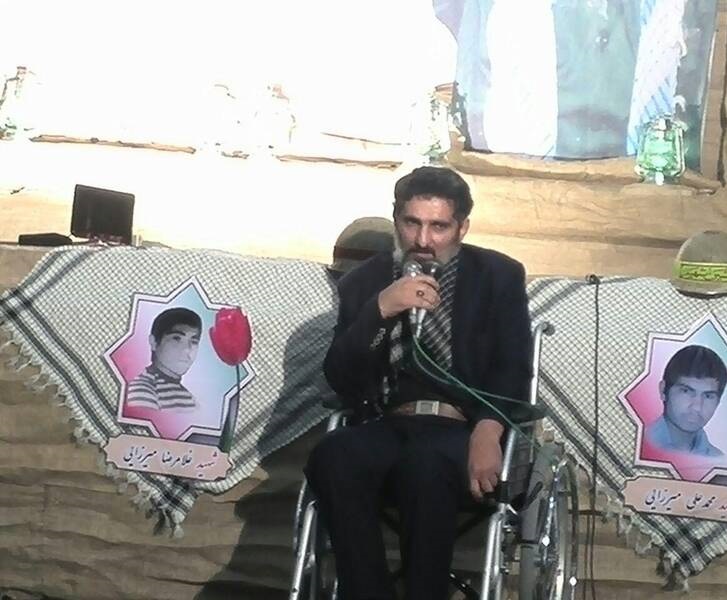 در جبهه بودم که پدرم شهید شد + عکس در جبهه بودم که پدرم شهید شد + عکس