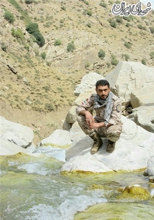 اتفاق جالبی که سر نماز «حاج قاسم» رخ داد اتفاق جالبی که سر نماز «حاج قاسم» رخ داد