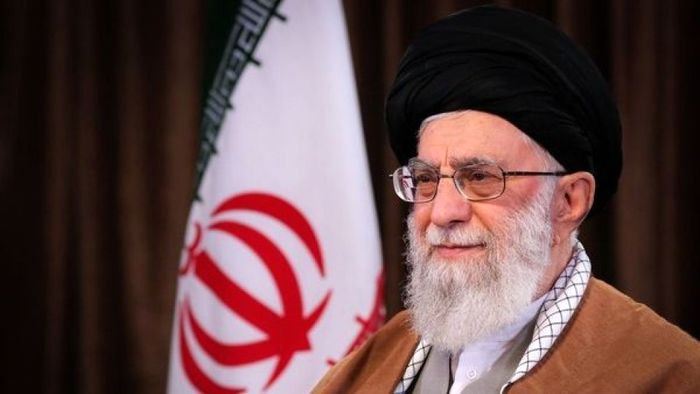 فیلم/ توصیه‌ مهم رهبرانقلاب درباره مقابله با عناصر ضدتحول