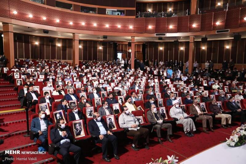 تکریم و معارفه رئیس «حوزه هنری» برگزار شد تکریم و معارفه رئیس «حوزه هنری» برگزار شد