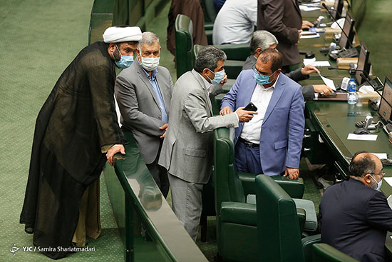 حاشیه تصویری از جلسه علنی مجلس