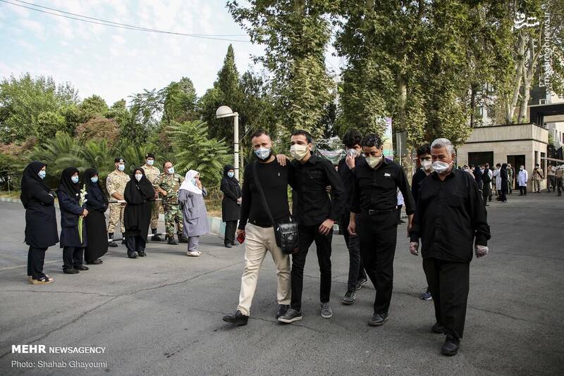 تشییع پیکر شهید مدافع سلامت درتهران