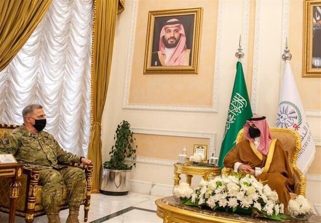 دیدار رئیس ستاد مشترک ارتش آمریکا با معاون وزیر دفاع عربستان دیدار رئیس ستاد مشترک ارتش آمریکا با معاون وزیر دفاع عربستان