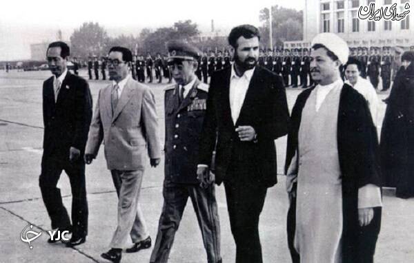 وزیری که جبهه را به پشت میز نشستن ترجیح داد + عکس وزیری که جبهه را به پشت میز نشستن ترجیح داد + عکس