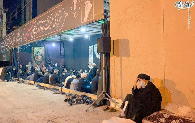سیدی که روی زمین نشسته کیست؟ +عکس سیدی که روی زمین نشسته کیست؟ +عکس