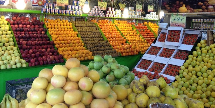 میوه فراوان با قیمتهای گران میوه فراوان با قیمتهای گران