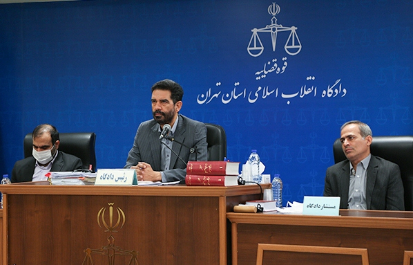 تصاویر/یازدهمین جلسه دادگاه رسیدگی به پرونده محمد امامی تصاویر/یازدهمین جلسه دادگاه رسیدگی به پرونده محمد امامی