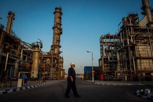 تقلای ترامپ برای جلوگیری از لغو تحریمهای آمریکا علیه ایران تقلای ترامپ برای جلوگیری از لغو تحریمهای آمریکا علیه ایران
