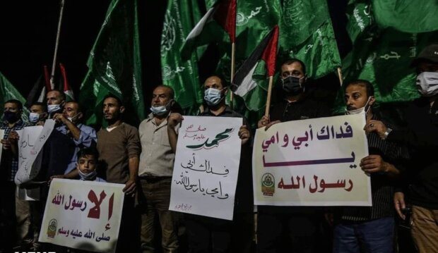 تجمع اعتراضی فلسطینی ها به گستاخی اخیر ماکرون