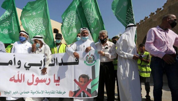 تجمع اعتراضی فلسطینی ها به گستاخی اخیر ماکرون