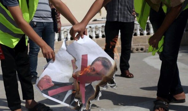 تجمع اعتراضی فلسطینی ها به گستاخی اخیر ماکرون