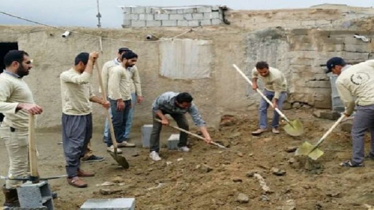 بسیجیان جان بر کف؛ در خاکریز اول جدال با کرونا بسیجیان جان بر کف؛ در خاکریز اول جدال با کرونا