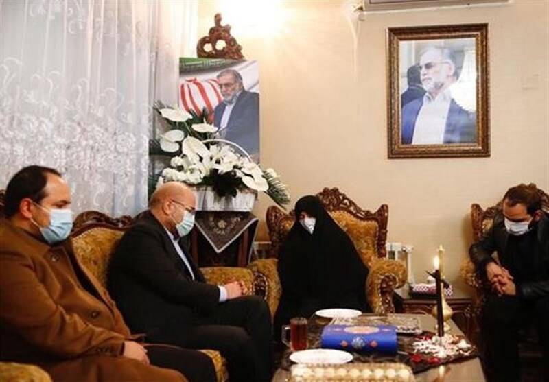 خون شهید فخری زاده قفلهای بسته صنعت هستهای را باز کرد خون شهید فخری زاده قفلهای بسته صنعت هستهای را باز کرد