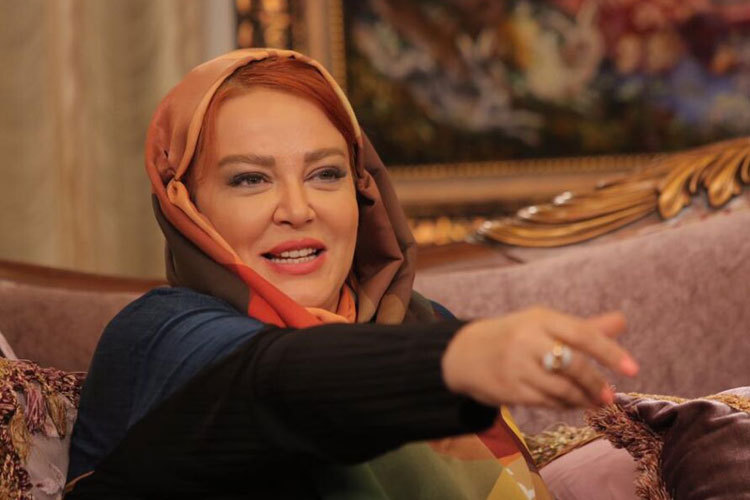 چرا بهاره رهنما به «قوم لر» توهین کرد چرا بهاره رهنما به «قوم لر» توهین کرد