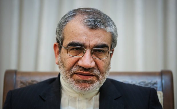 ایران همانند کشورهای منطقه نیست که تابع خواست نامشروع آمریکا باشد ایران همانند کشورهای منطقه نیست که تابع خواست نامشروع آمریکا باشد