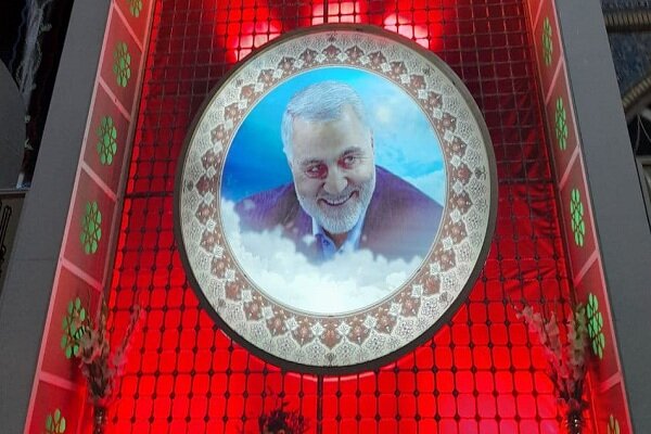 پرچم انتقام در دستان لشکر سلیمانی پرچم انتقام در دستان لشکر سلیمانی