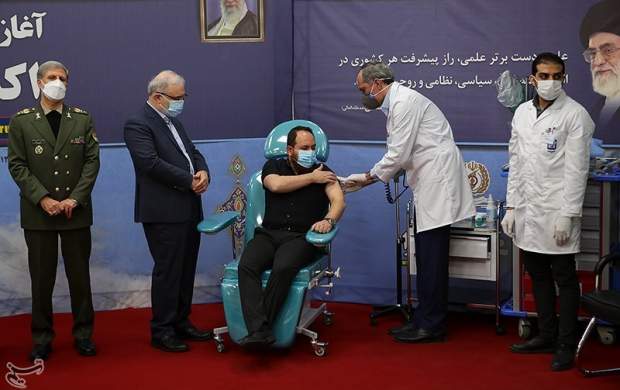 تزریق موفقیتآمیز واکسن کرونا فخرا به ۱۵ نفر تزریق موفقیتآمیز واکسن کرونا فخرا به ۱۵ نفر