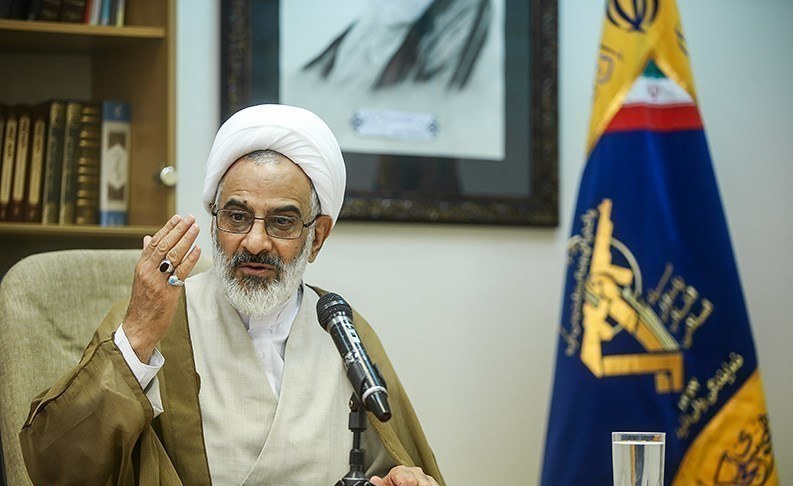 ماموریتهای سپاه و بسیج بنا به اقتضائات زمان تغییر میکند ماموریتهای سپاه و بسیج بنا به اقتضائات زمان تغییر میکند